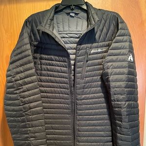 Eddie Bauer men’s jacket First Ascent  Microtherm Stormdown medium